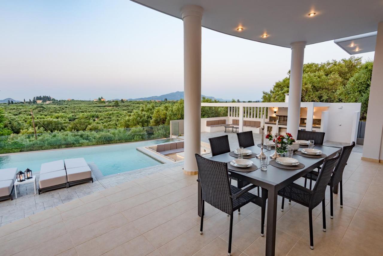 Villa Moonstone Mouzákion Exteriér fotografie