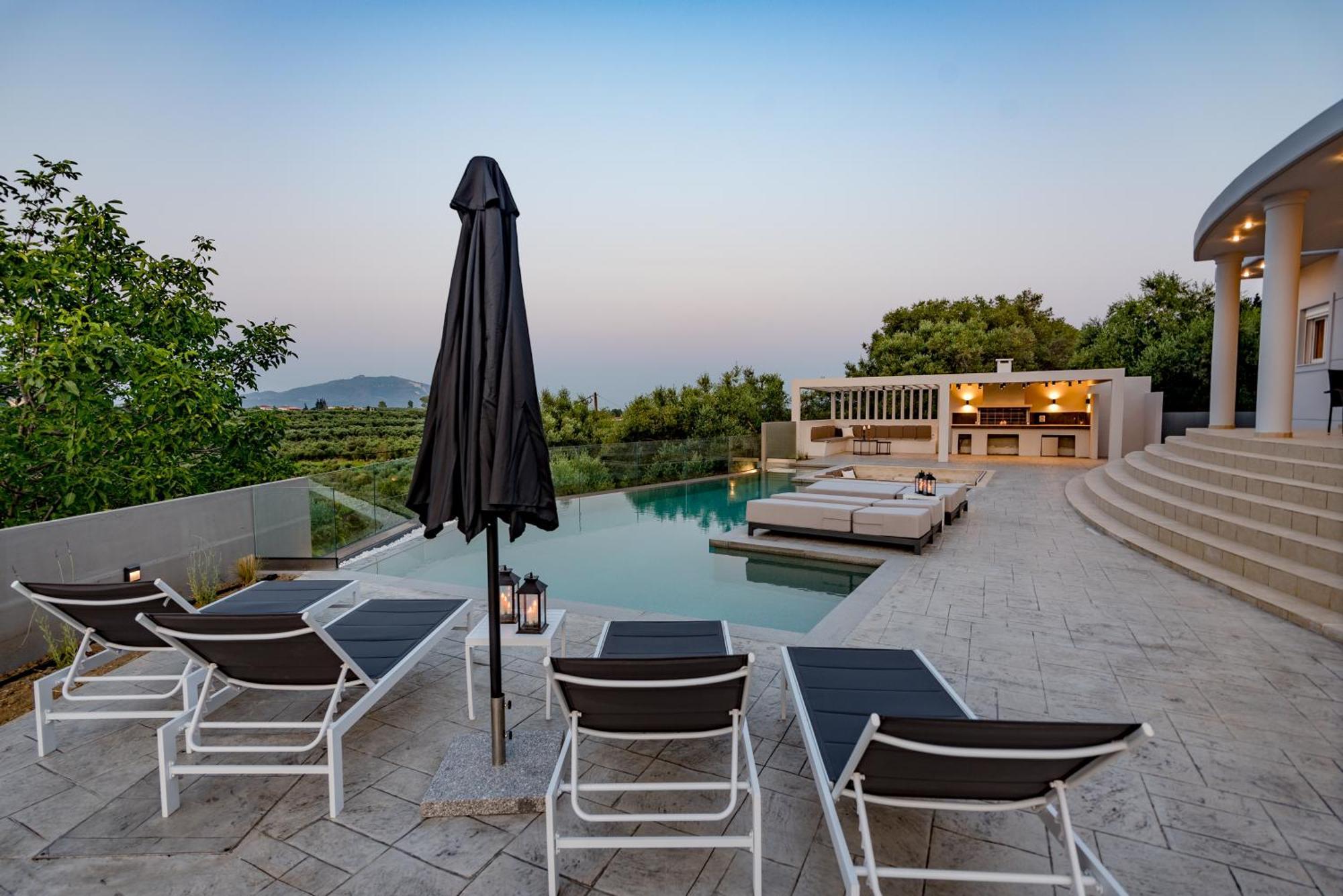 Villa Moonstone Mouzákion Exteriér fotografie
