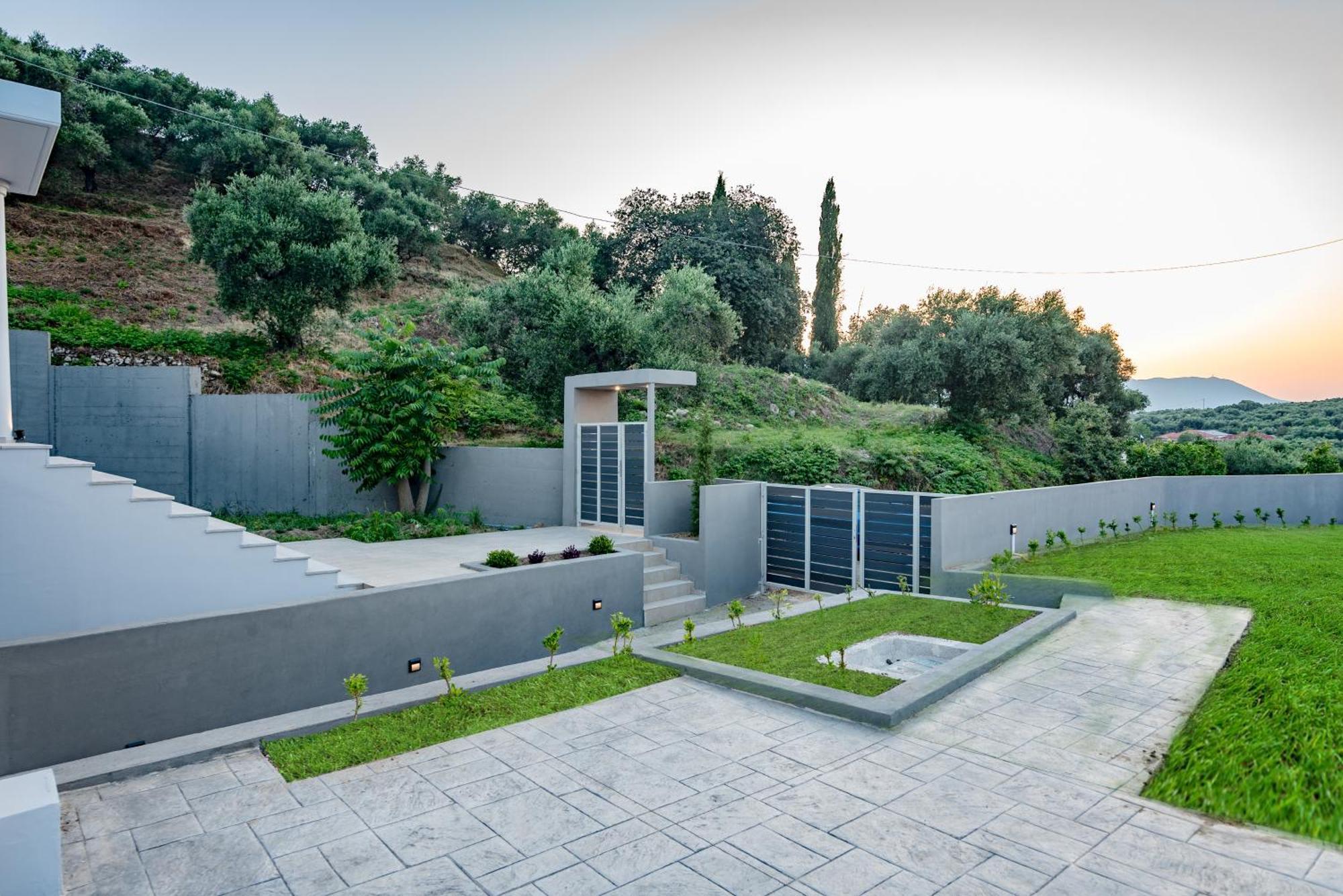 Villa Moonstone Mouzákion Exteriér fotografie